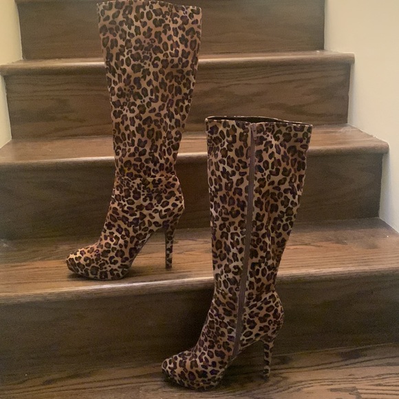 Sexy fun wild hot leopard print knee high boots! - Picture 2 of 9